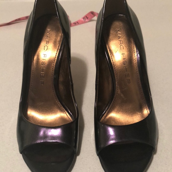 Iridescent Mark Fisher Pumps - Picture 4 of 5